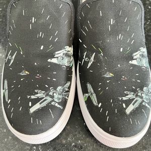 NWT, no box. Calling all Star Wars fans!